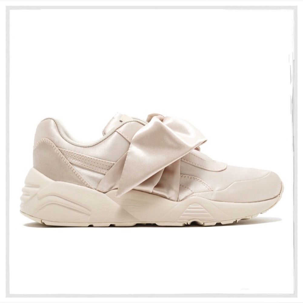 FENTY Puma x Rihanna Pale Pink Satin Bow Sneakers - Picture 3 of 6